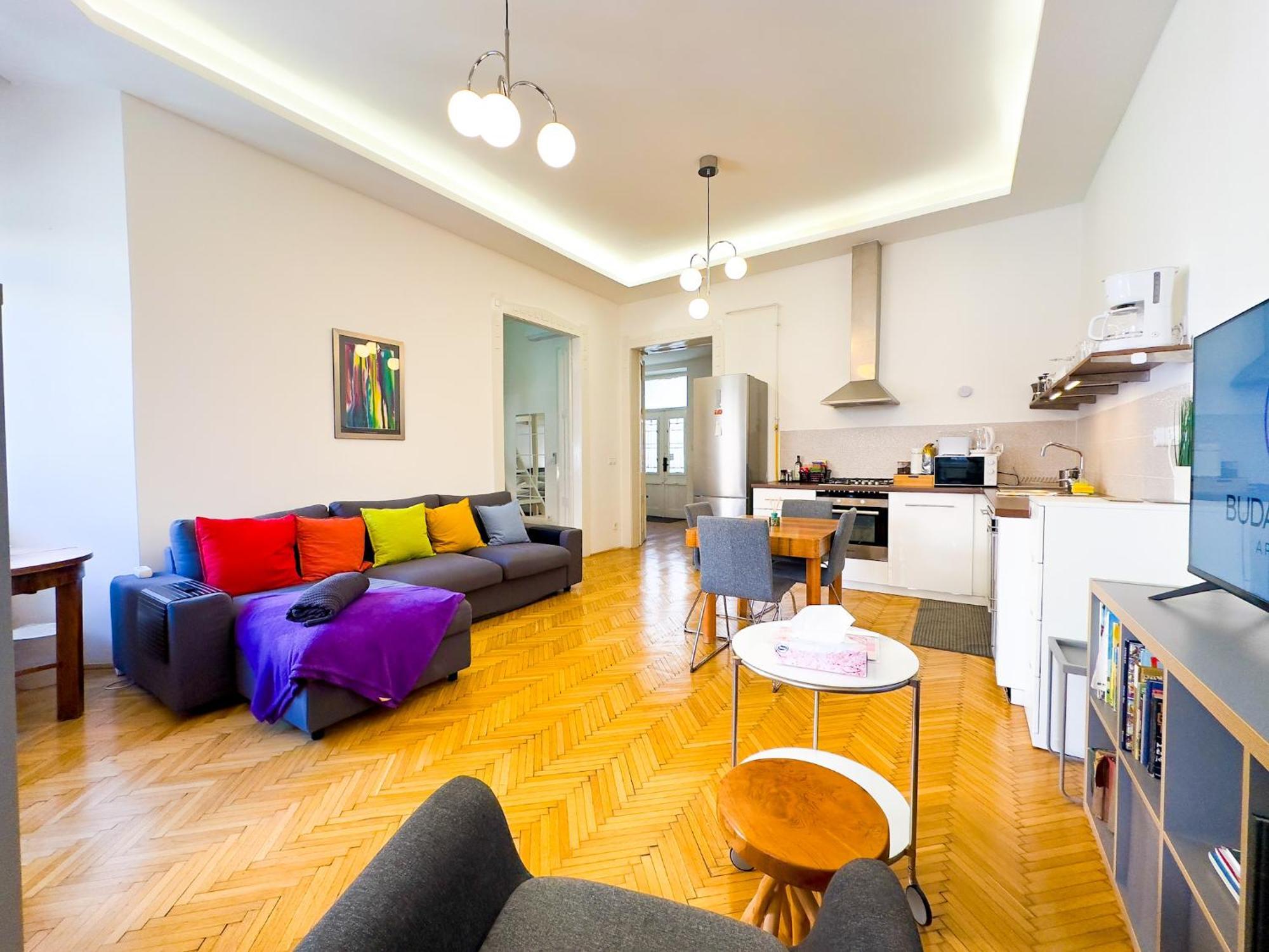 Spacious 4Br Oasis In Central Budapest - Bp Sky Luaran gambar