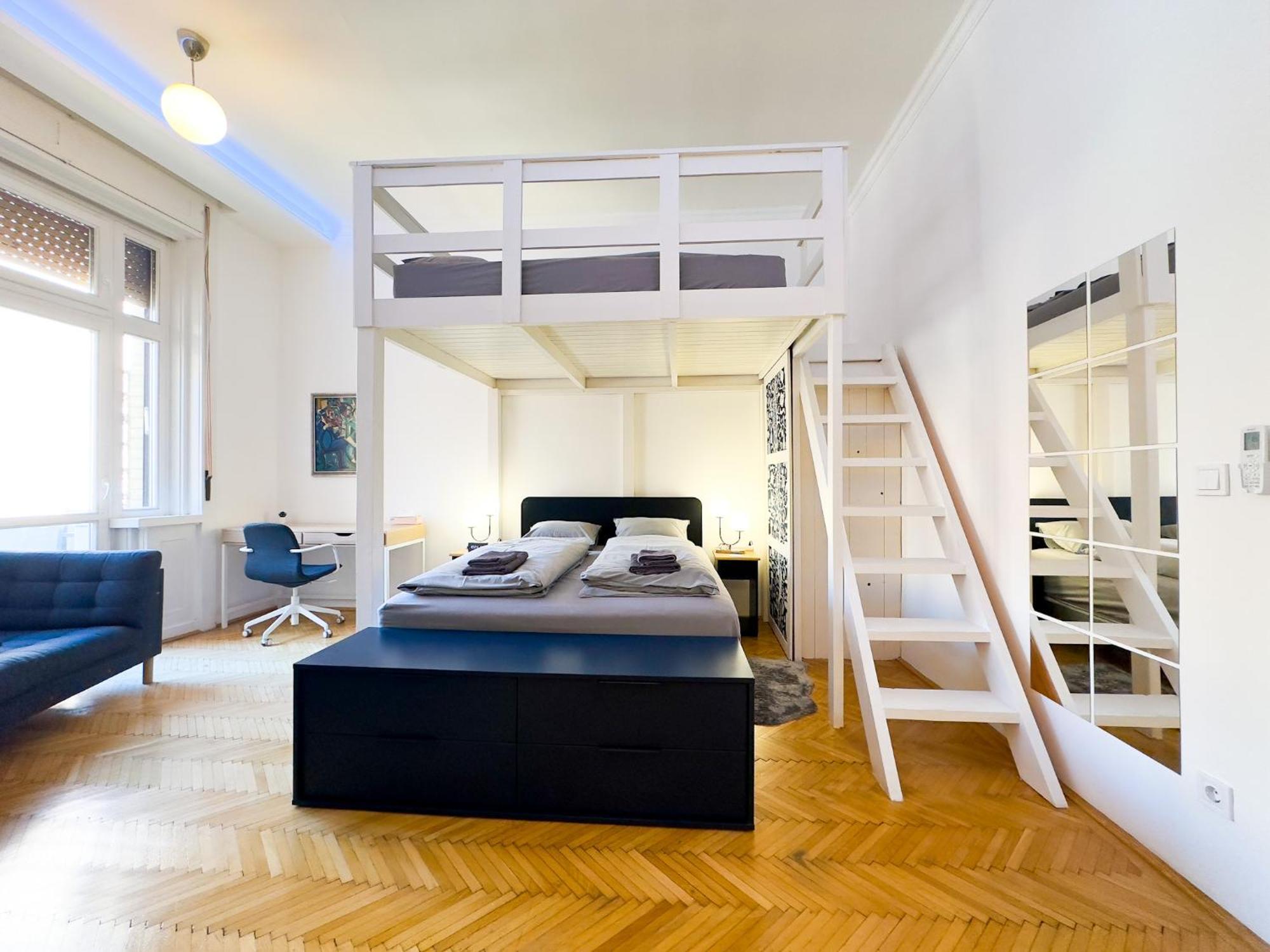 Spacious 4Br Oasis In Central Budapest - Bp Sky Luaran gambar