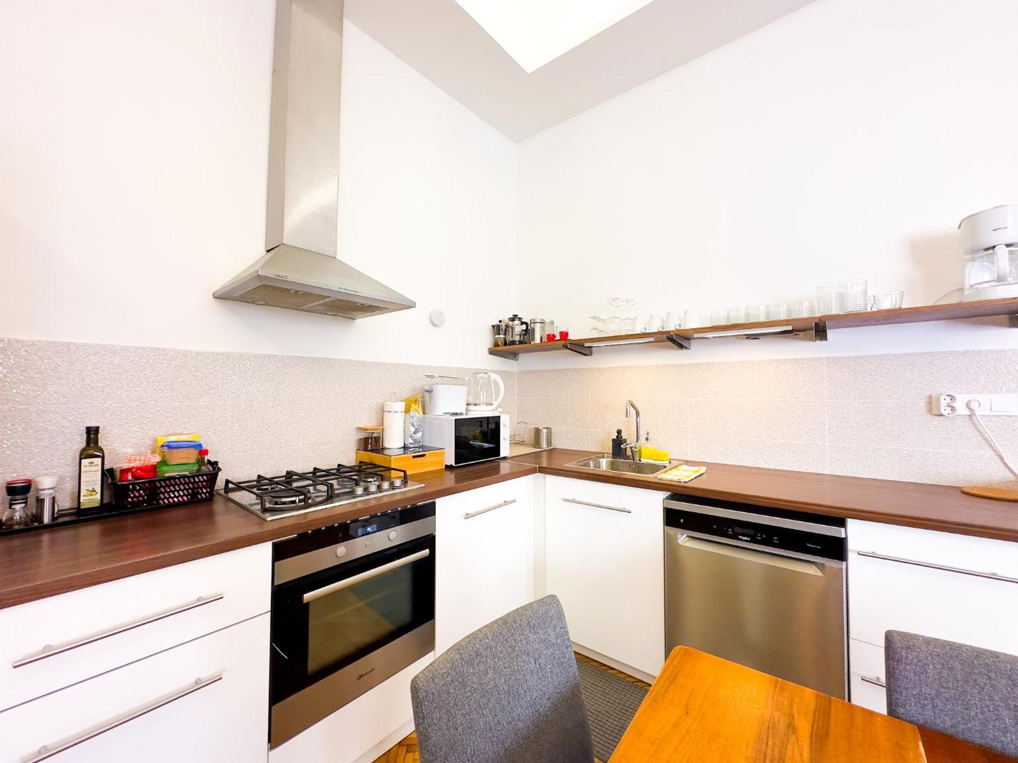 Spacious 4Br Oasis In Central Budapest - Bp Sky Luaran gambar
